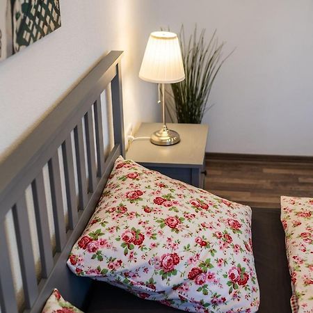 Ruhige Ferienwohnung Mit Panoramablick Ingoldingen Екстер'єр фото
